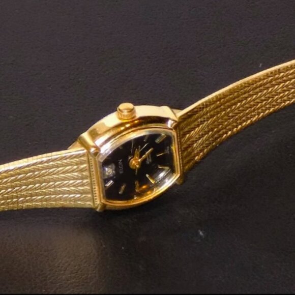 Vintage Elgin Diamond Quartz Dainty Lady's Watch Japan, Original Case EK230-007 - Picture 7 of 10